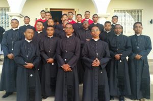 Madagascar-Rinnovo-della-professione-religiosa-e1610796776175