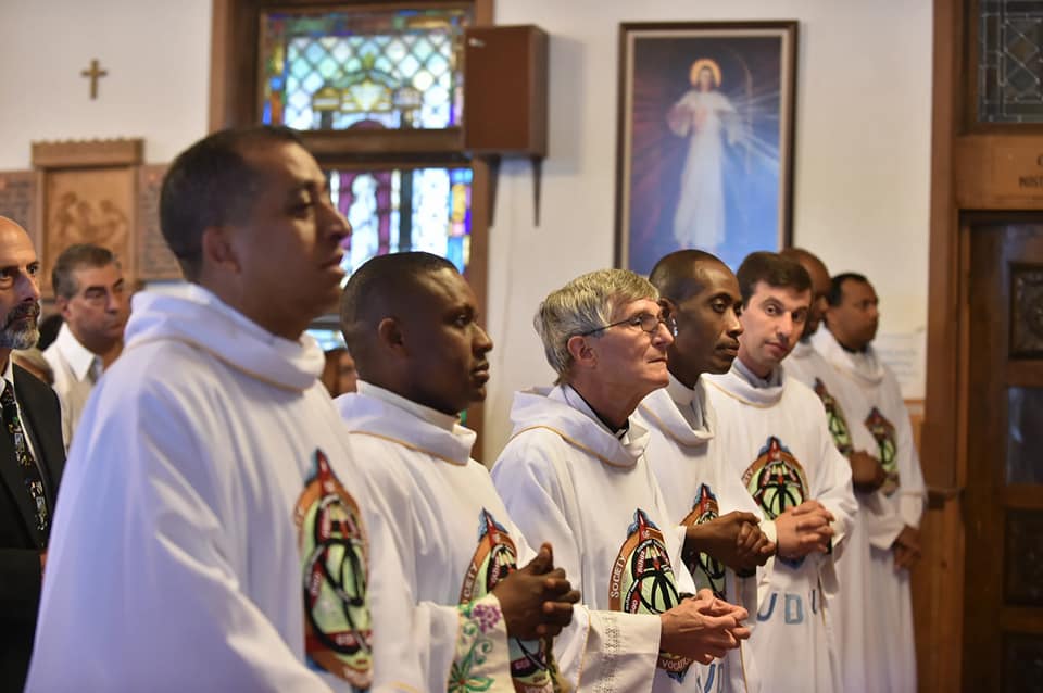 70888966_2199622117002008_2696076565132869632_n