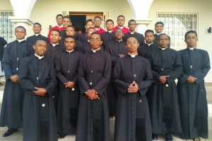 Madagascar-Rinnovo-della-professione-religiosa-e1610796776175