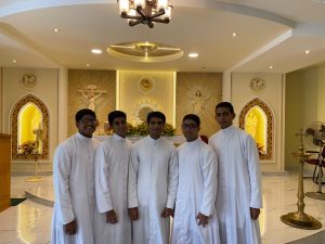 india-professione-religiosa